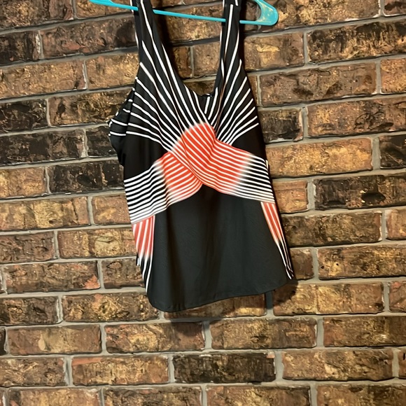 Lovely red gray and white swim top from Lucky in Love - Picture 3 of 5